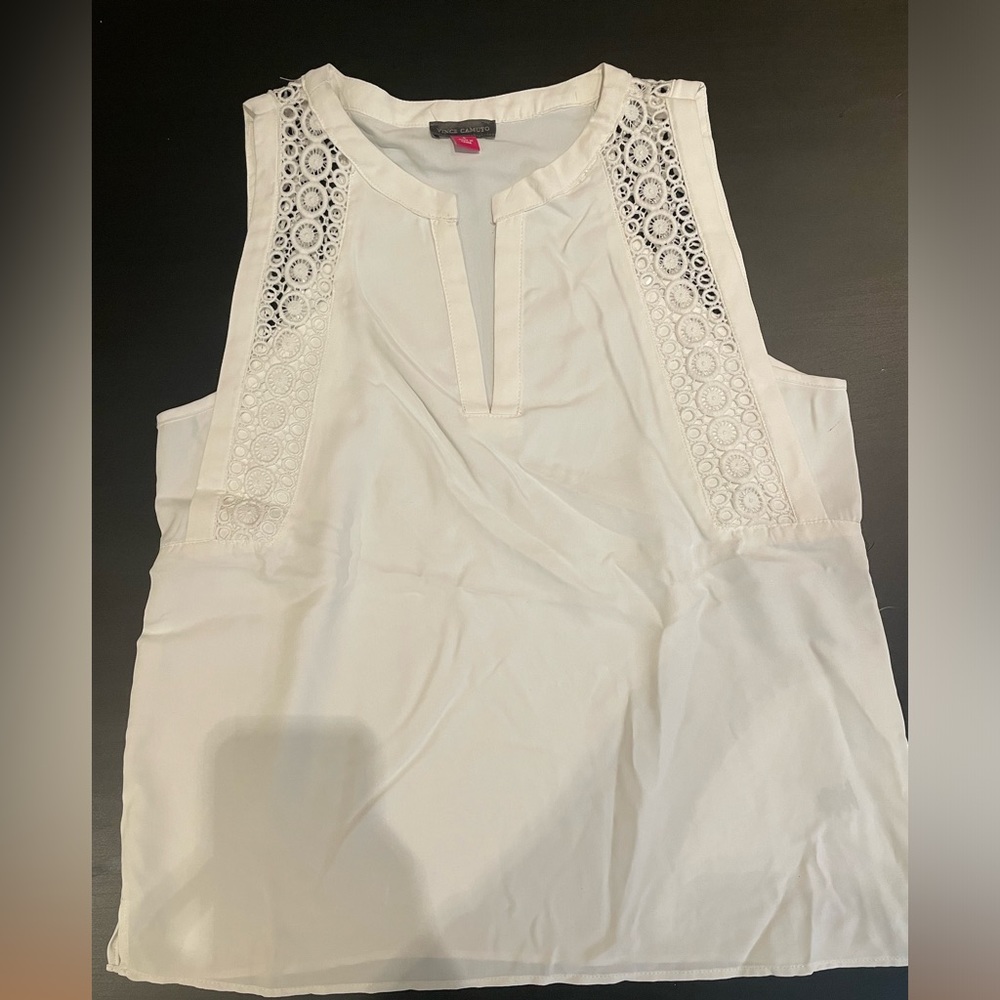 Vince Camuto Sleeveless Top Women’s size small Blouse